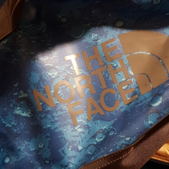 🚫SOLD🚫The North Face Base Camp Duffel Medium 71L - Picture 3 of 4